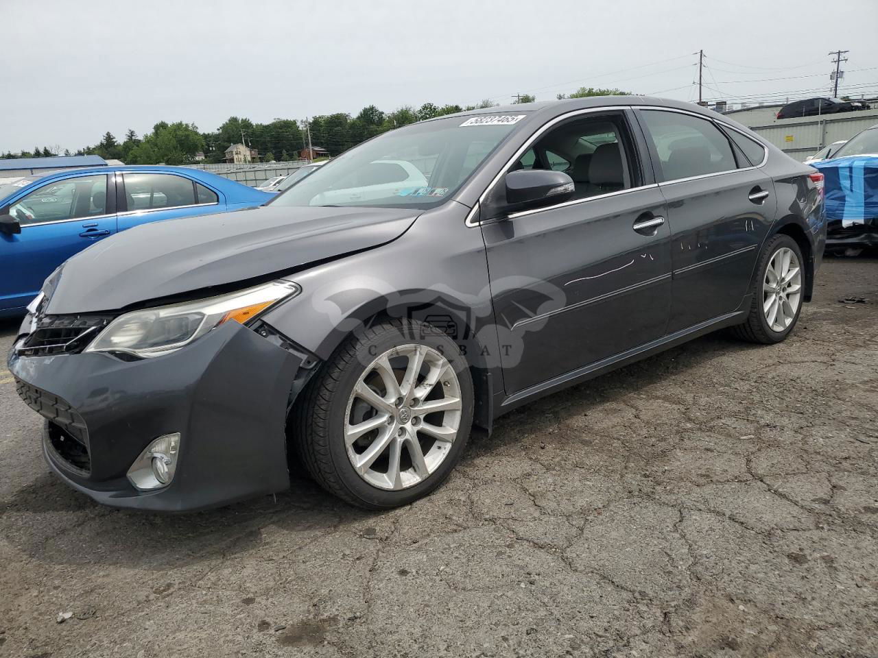 Toyota Avalon BASE 3.5L  6 2013