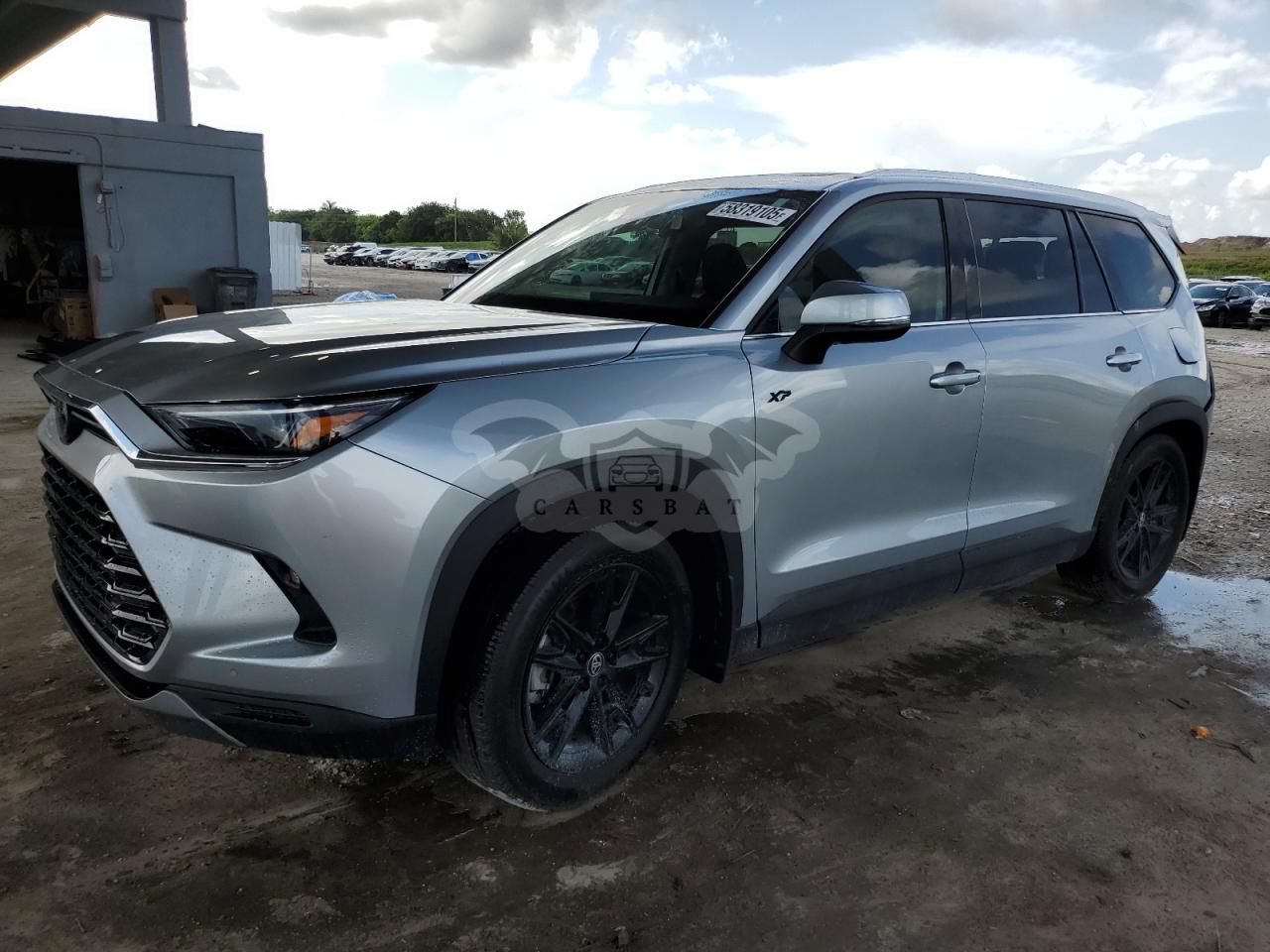 Toyota Grand Highlander XLE 2.4L 4 2024