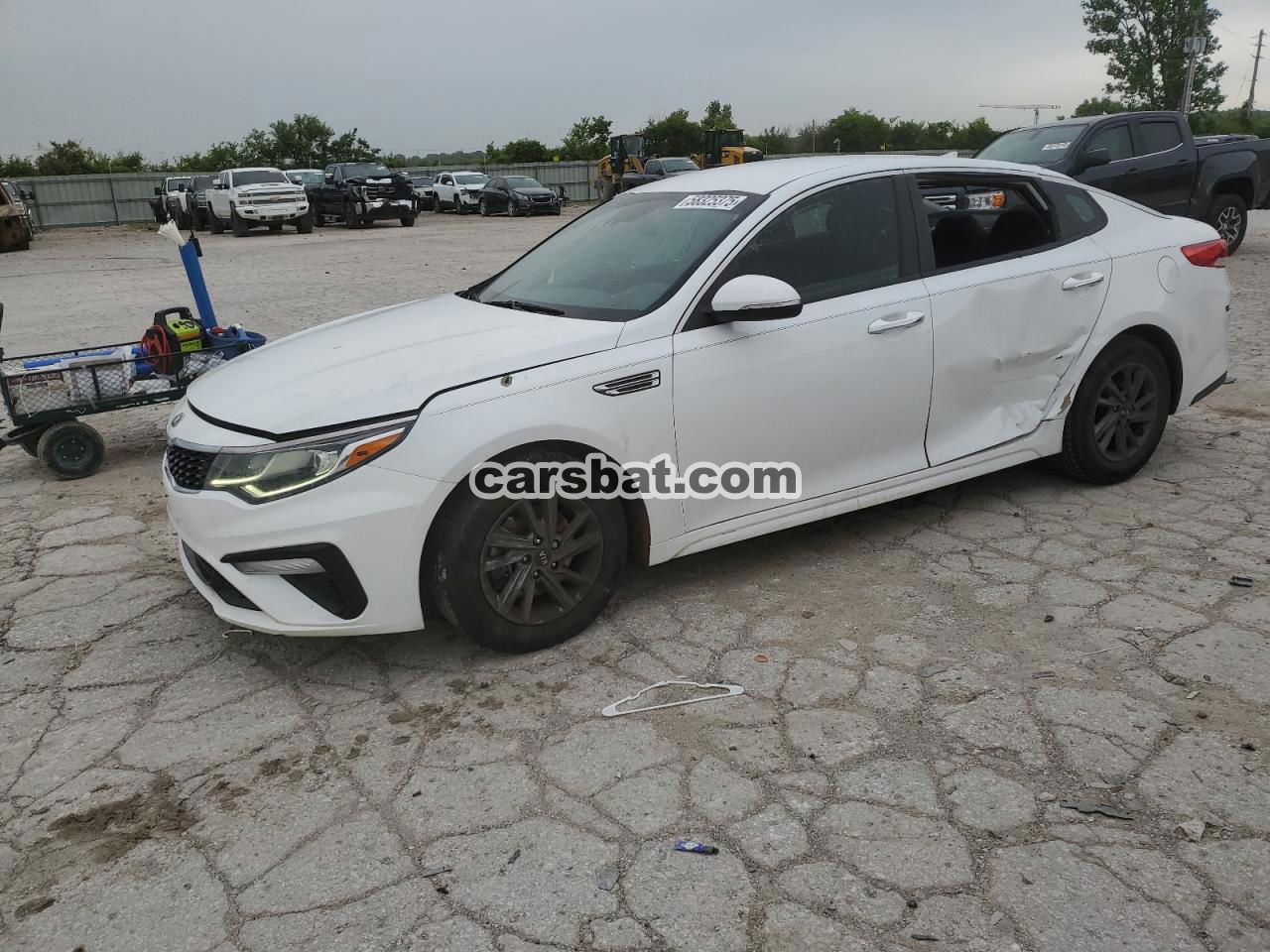 Kia Optima LX 2.4L  4 2020