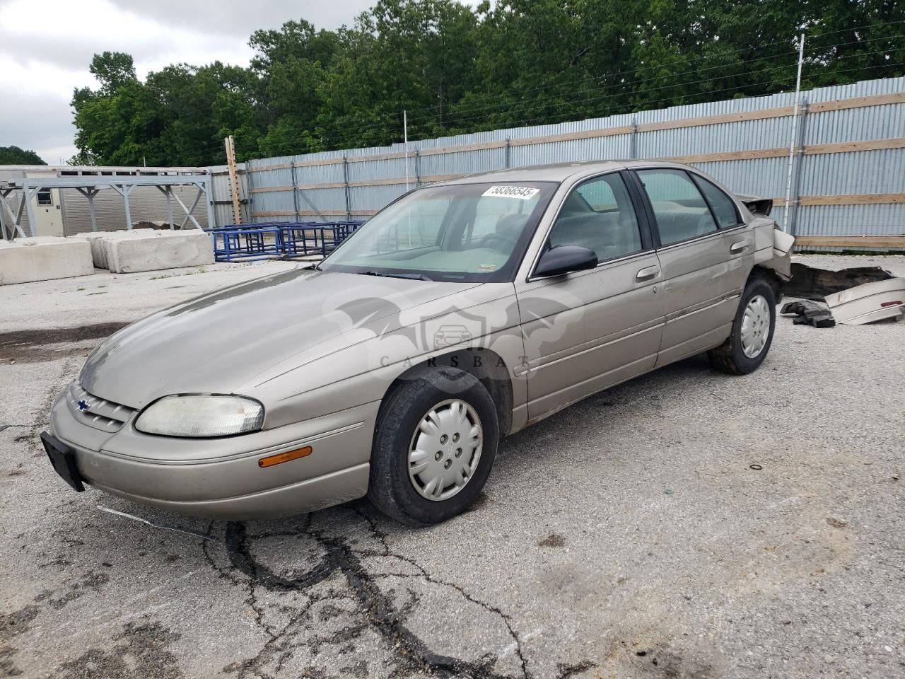 Chevrolet Lumina BASE 3.1L 6 1999