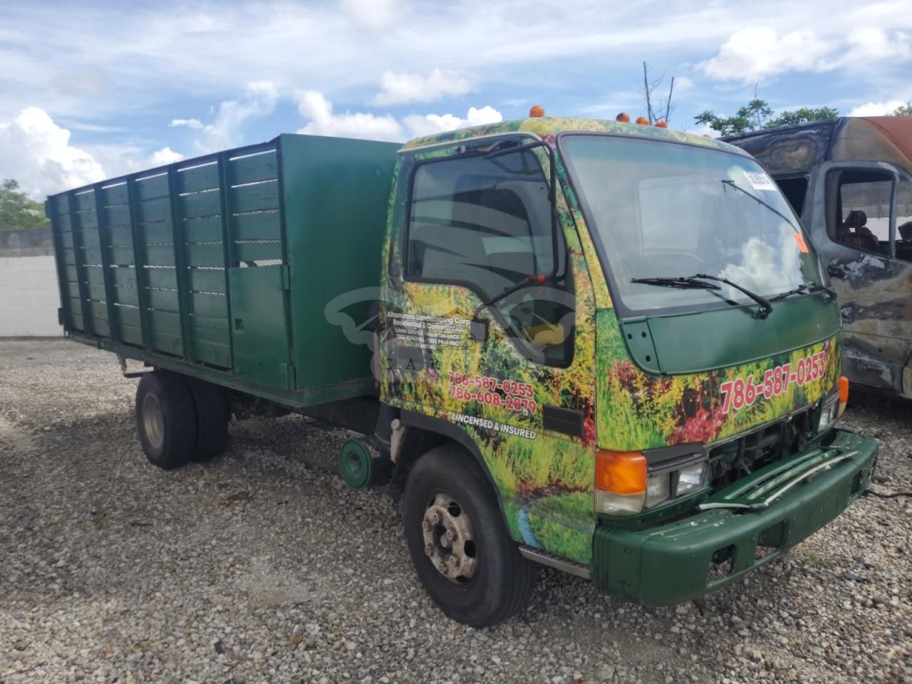 Isuzu NPR 5.7L 8 1998