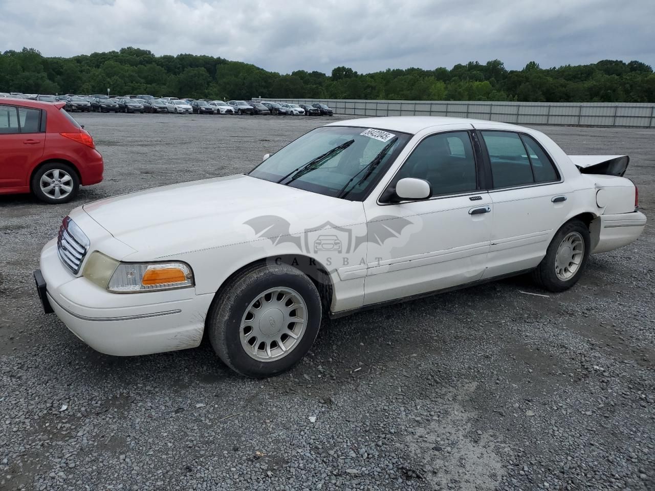 Ford Crown LX 4.6L 8 2001
