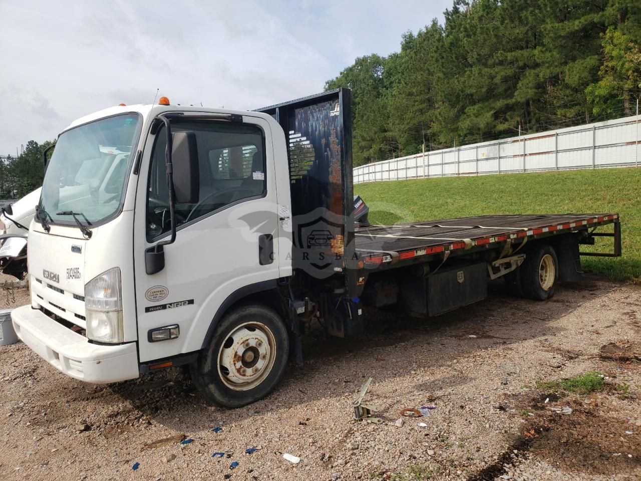 Isuzu NRR 5.2L 4 2014