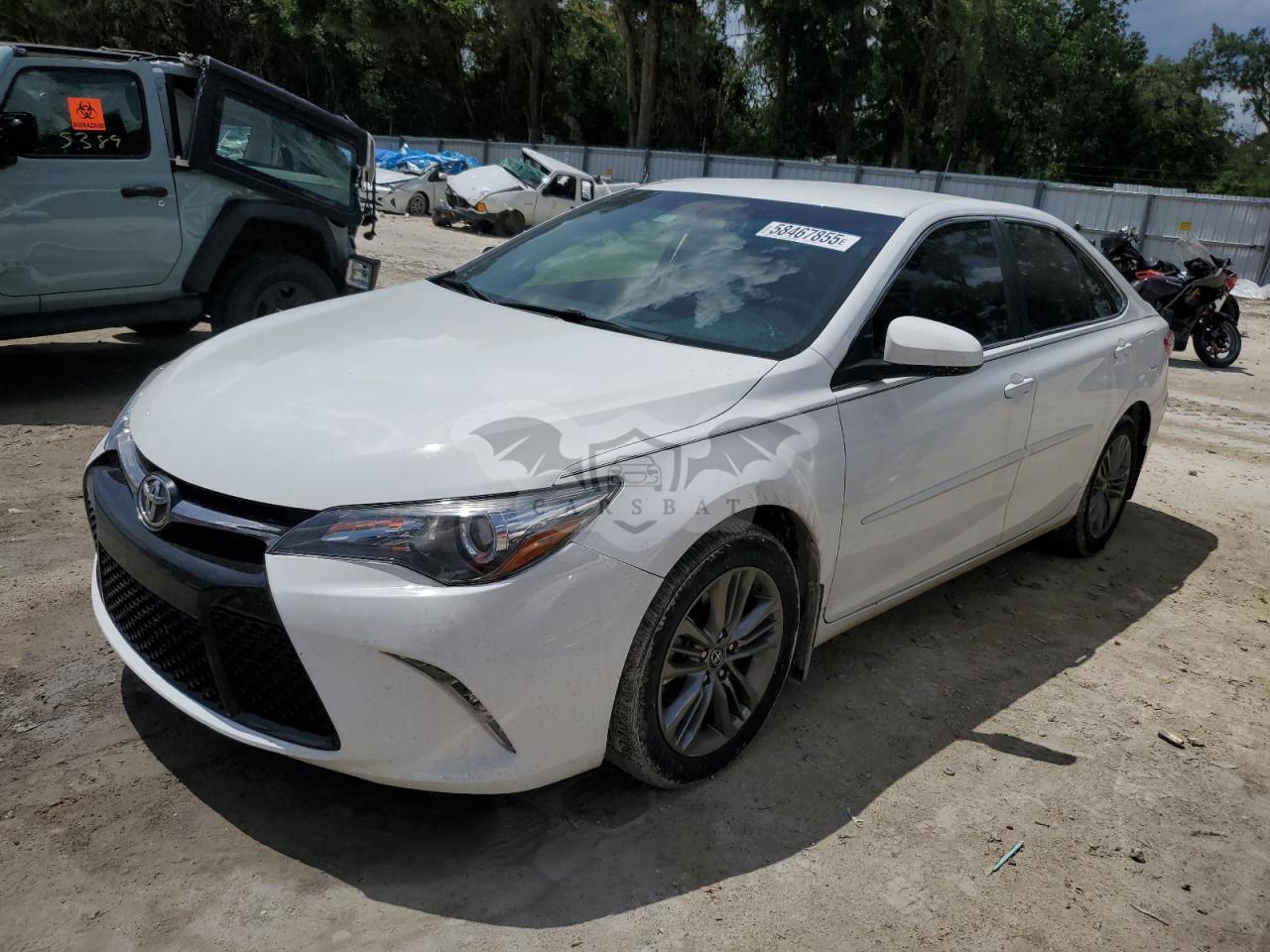 Toyota Camry LE 2.5L  4 2017
