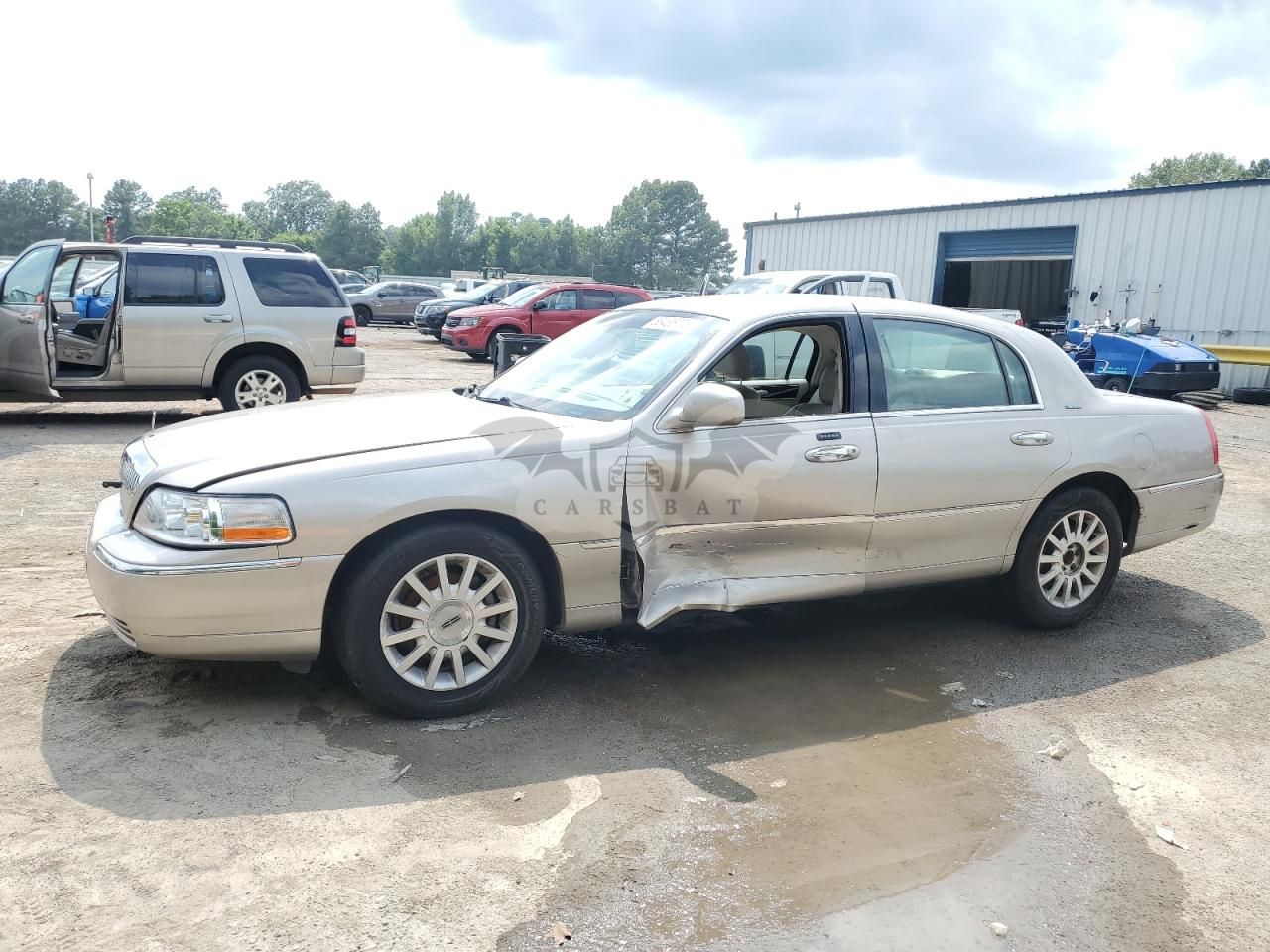 Lincoln Town Car EXECUTIVE 4.6L 8 2003