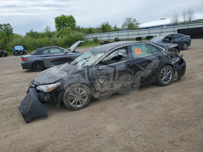 Toyota Camry LE 2.5L  4 2017