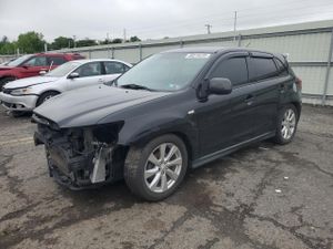 Mitsubishi Outlander ES 2.0L 4 2015