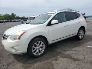 Nissan Rogue S 2.5L 4 2012