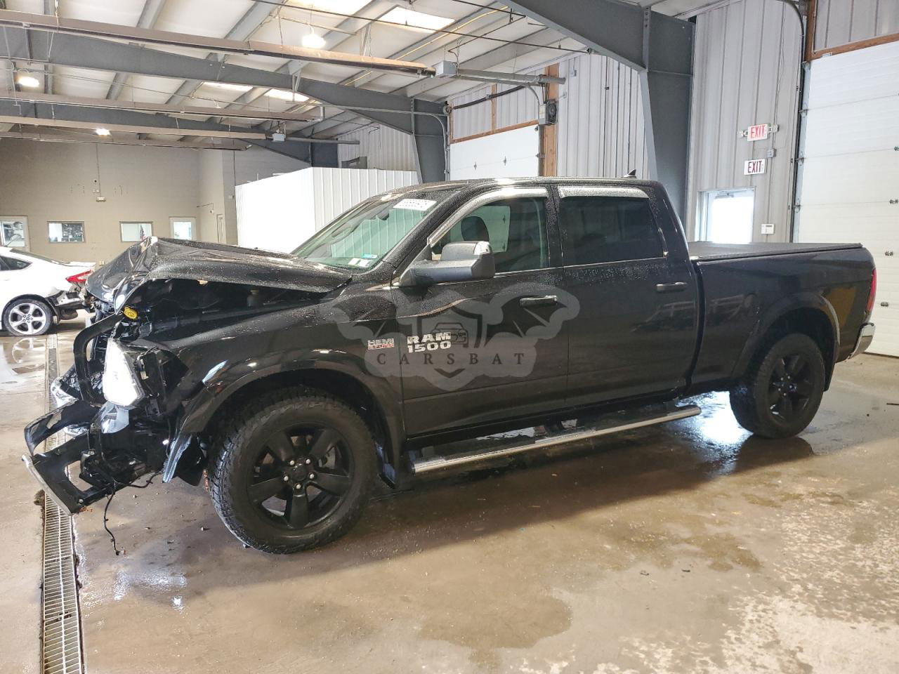RAM 1500 SLT 5.7L  8 2016