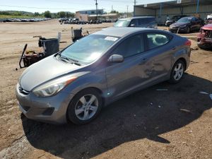Hyundai Elantra GLS 1.8L 4 2013