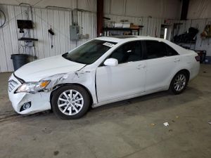 Toyota Camry BASE 2.5L 4 2011