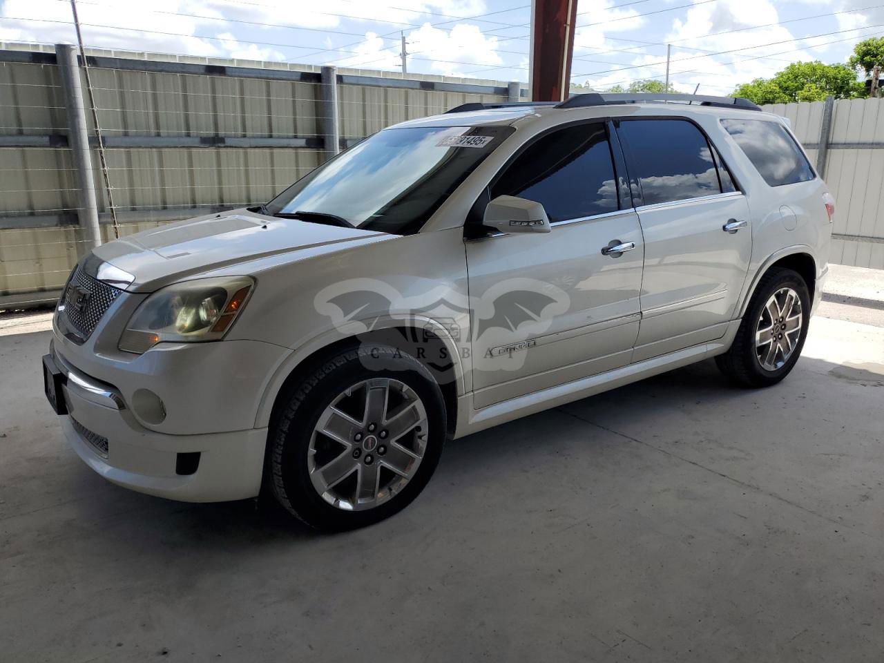 GMC Acadia DENALI 3.6L  6 2014