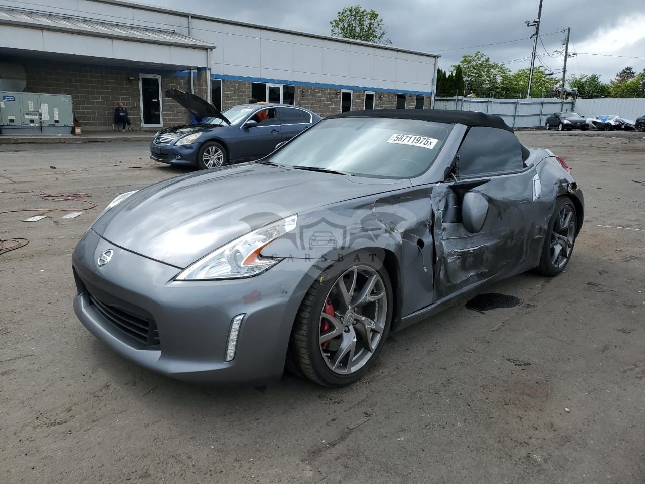 Nissan 370z BASE 3.7L 6 2015