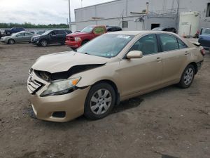 Toyota Camry BASE 2.5L 4 2010