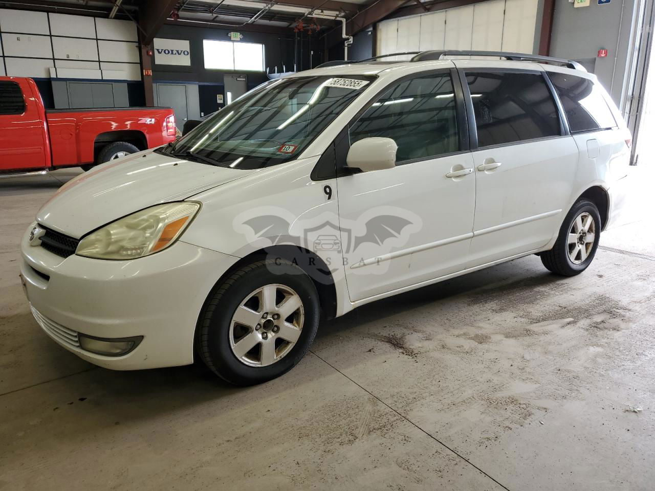 Toyota Sienna XLE 3.3L  6 2004