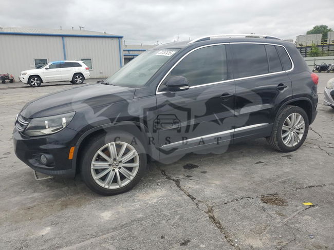 Volkswagen Tiguan S 2.0L  4 2013