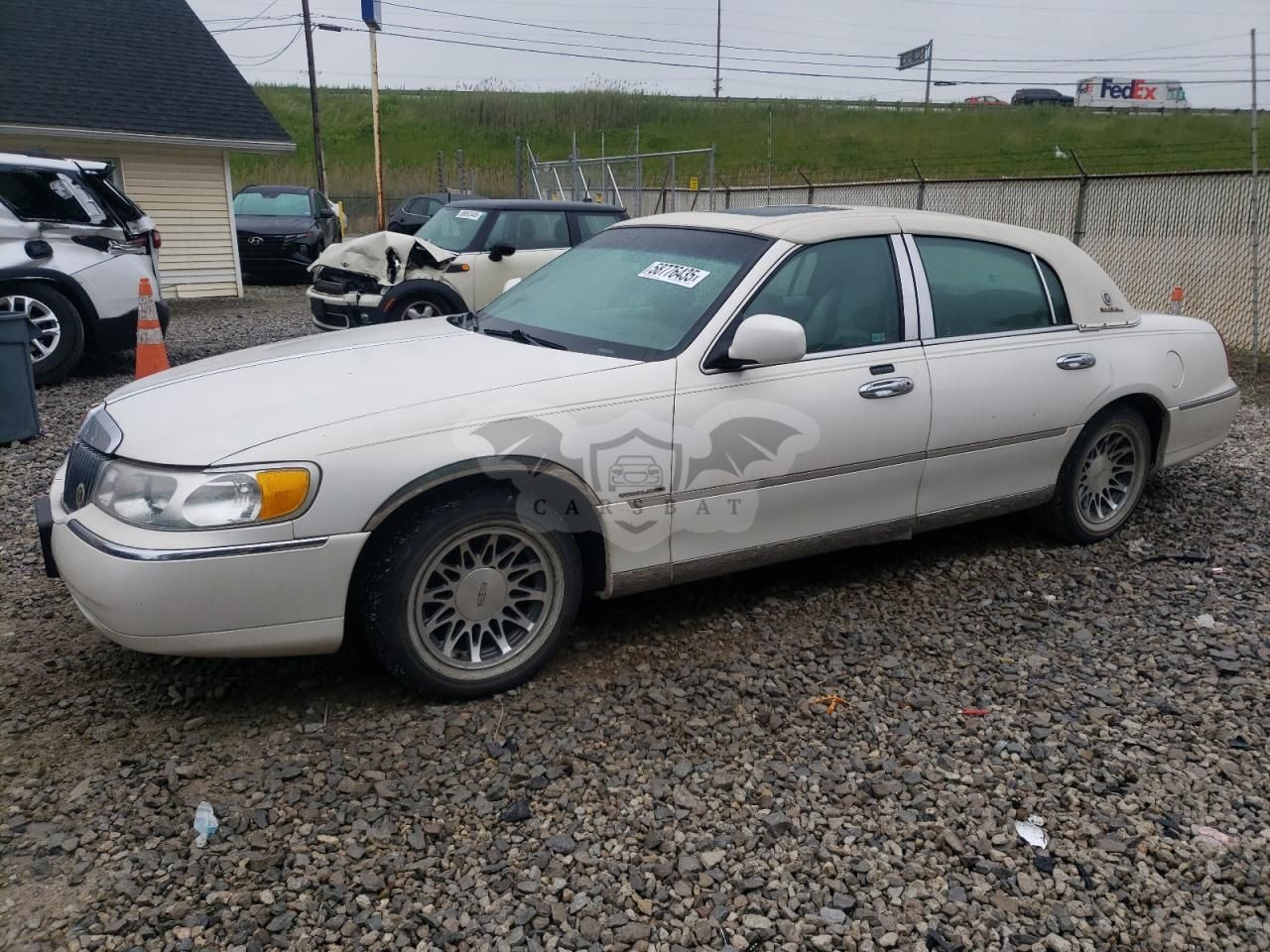 Lincoln Town Car SIGNATURE 4.6L 8 2000
