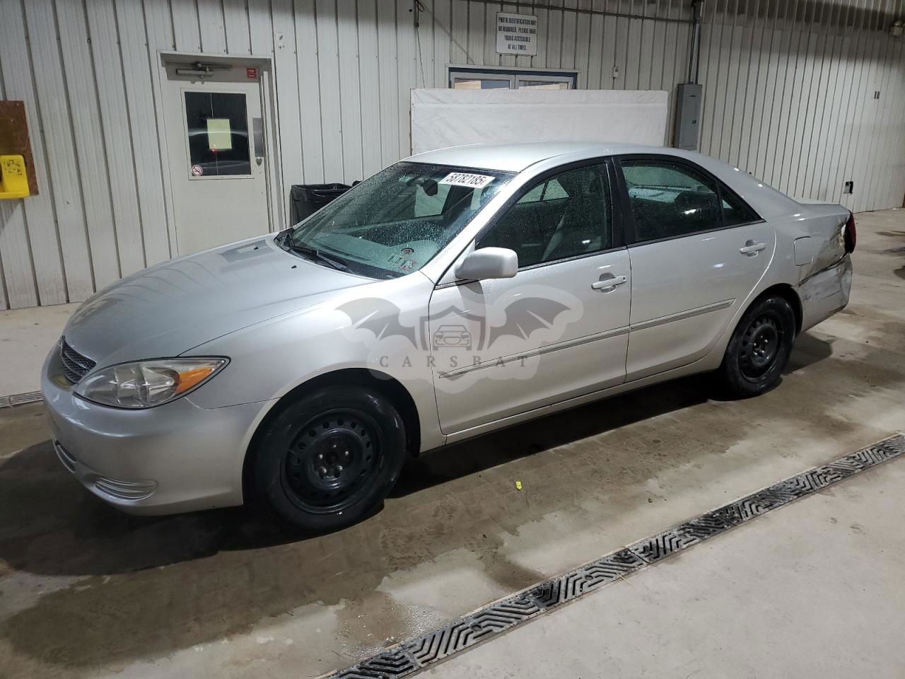Toyota Camry LE 2.4L  4 2002