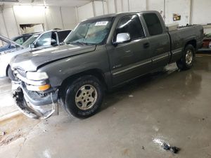 Chevrolet Silverado 1500 C1500 5.3L 8 2001