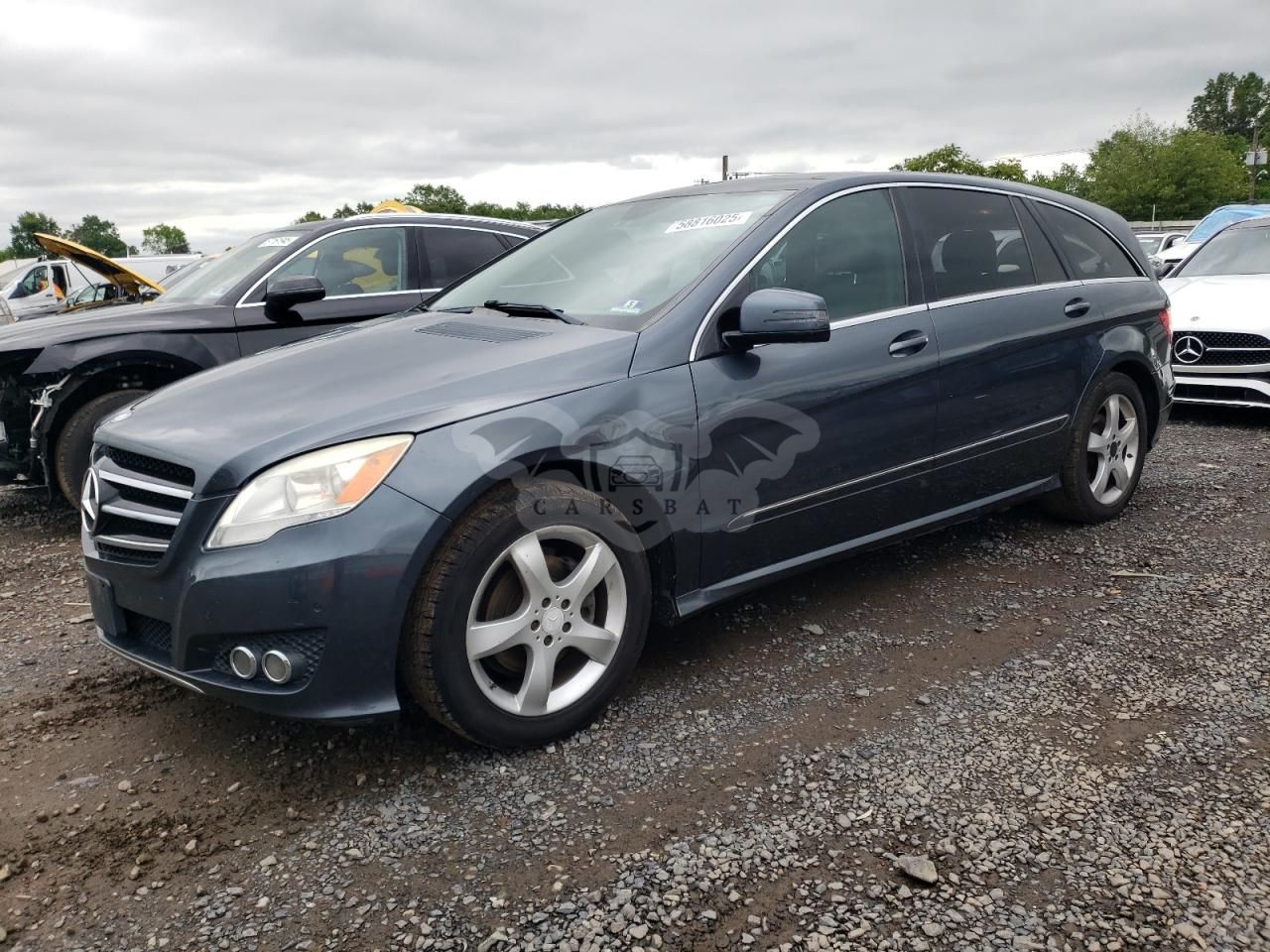 Mercedes-Benz R 350 4MATIC 3.5L 6 2011