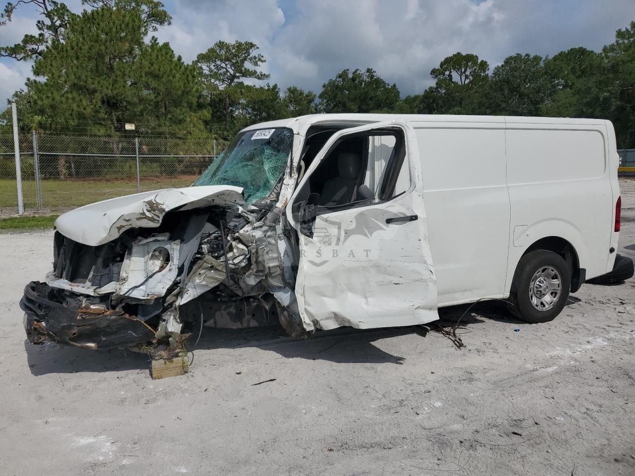 Nissan NV series 1500 4.0L 6 2015