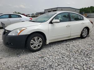 Nissan Altima BASE 2.5L 4 2010