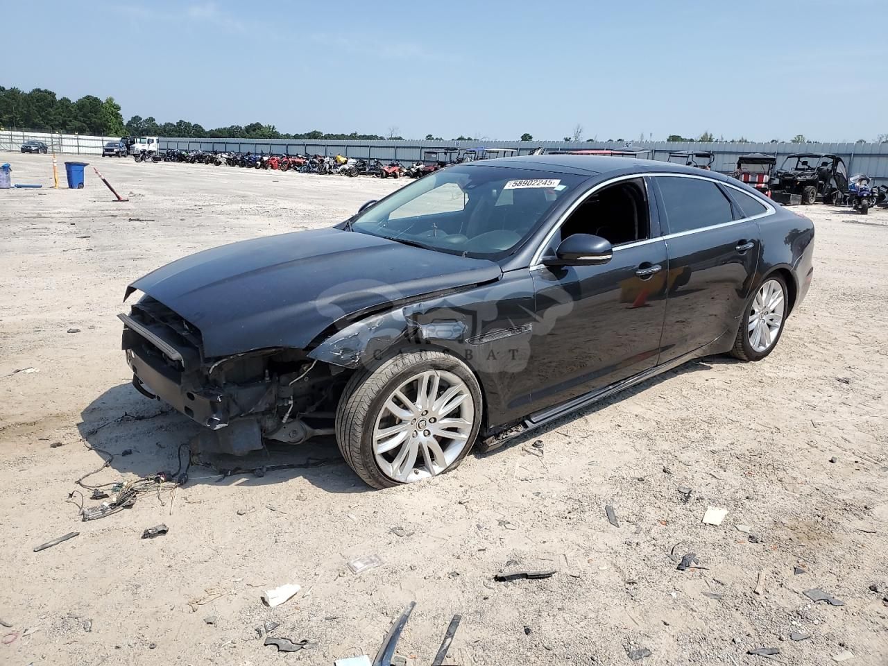 Jaguar XJ SUPERCHARGED 5.0L 8 2012