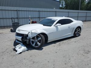 Chevrolet Camaro 2SS 6.2L 8 2013