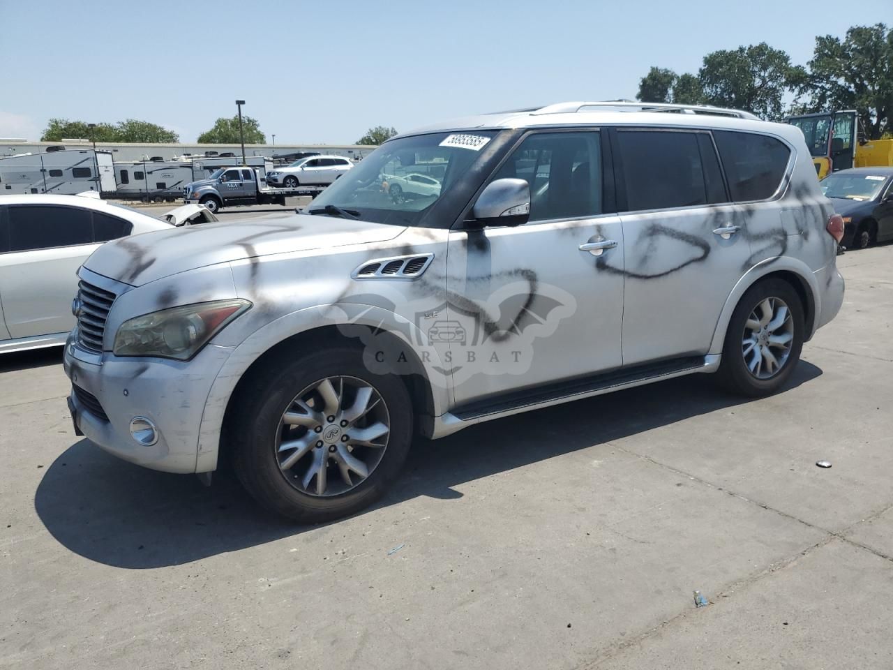 Infiniti QX80 5.6L 8 2014