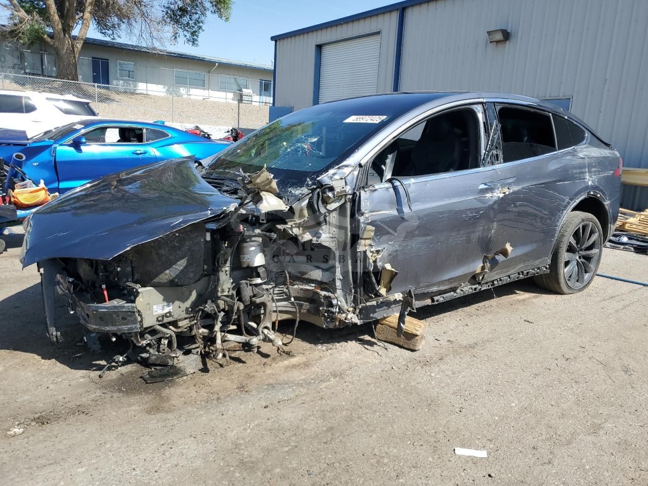 Tesla Model X 2021