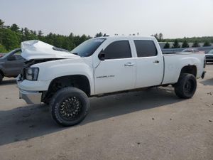 GMC Sierra K2500 DENALI 6.6L 8 2011