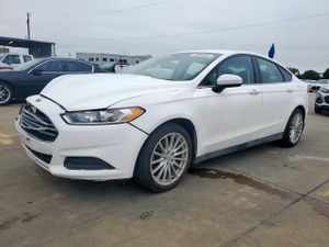 Ford Fusion S 2.5L 4 2013