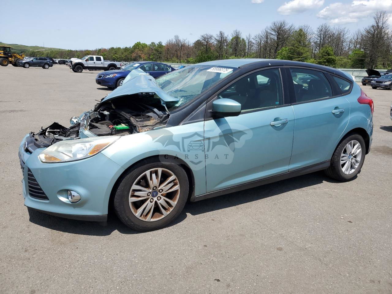 Ford Focus SE 2.0L  4 2012