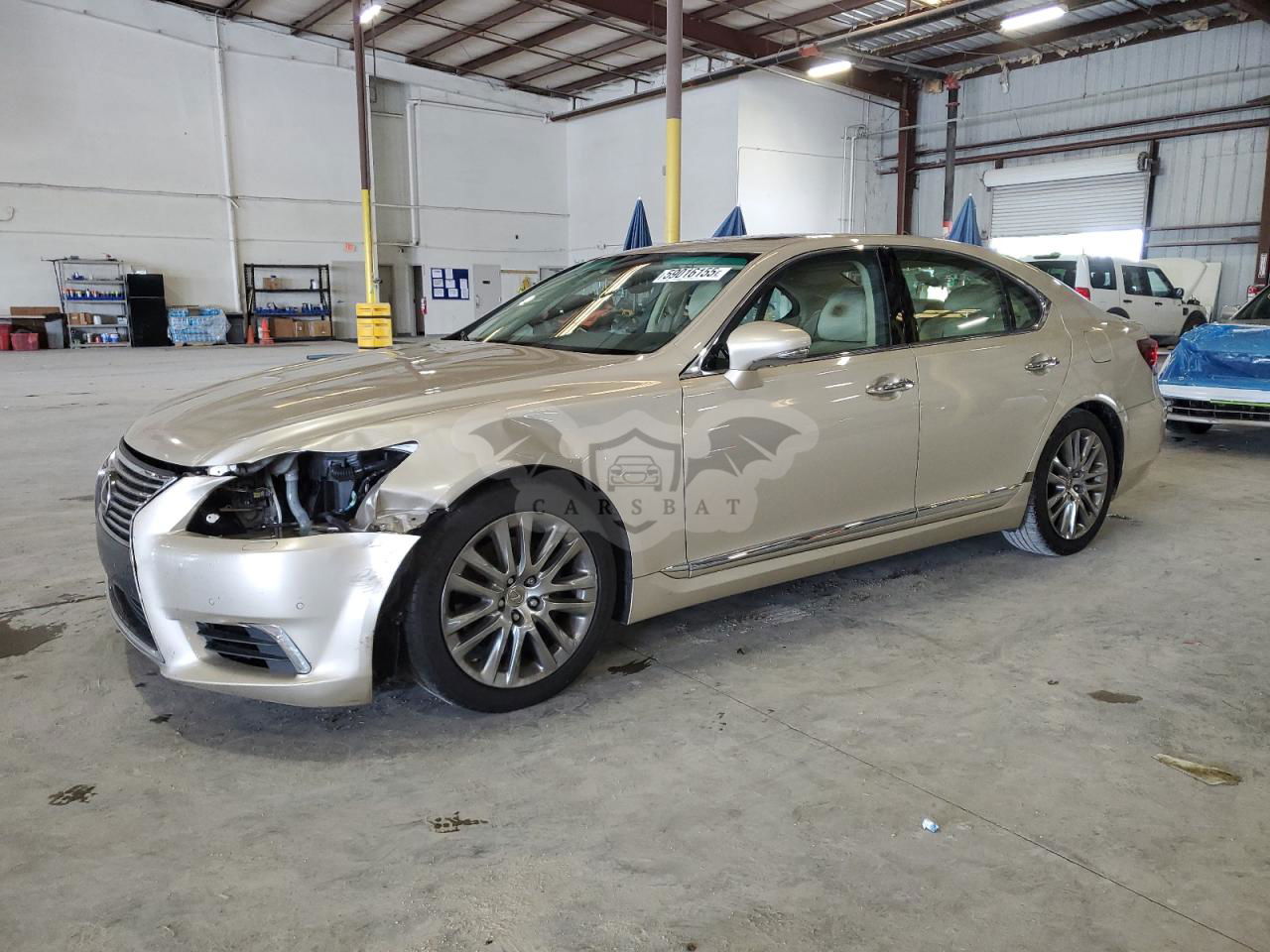 Lexus LS 460 4.6L  8 2013