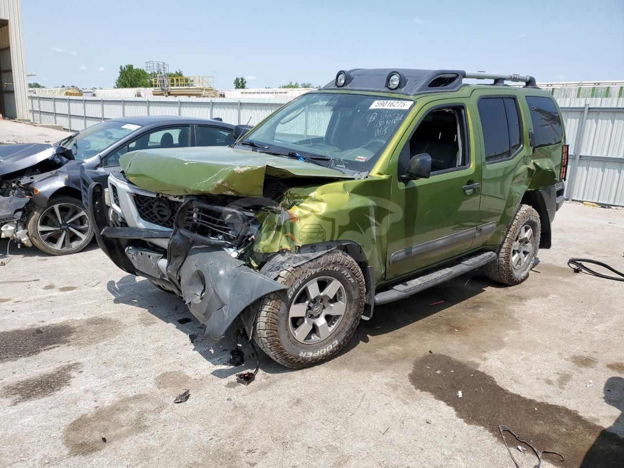 Nissan Xterra OFF ROAD 4.0L 6 2011