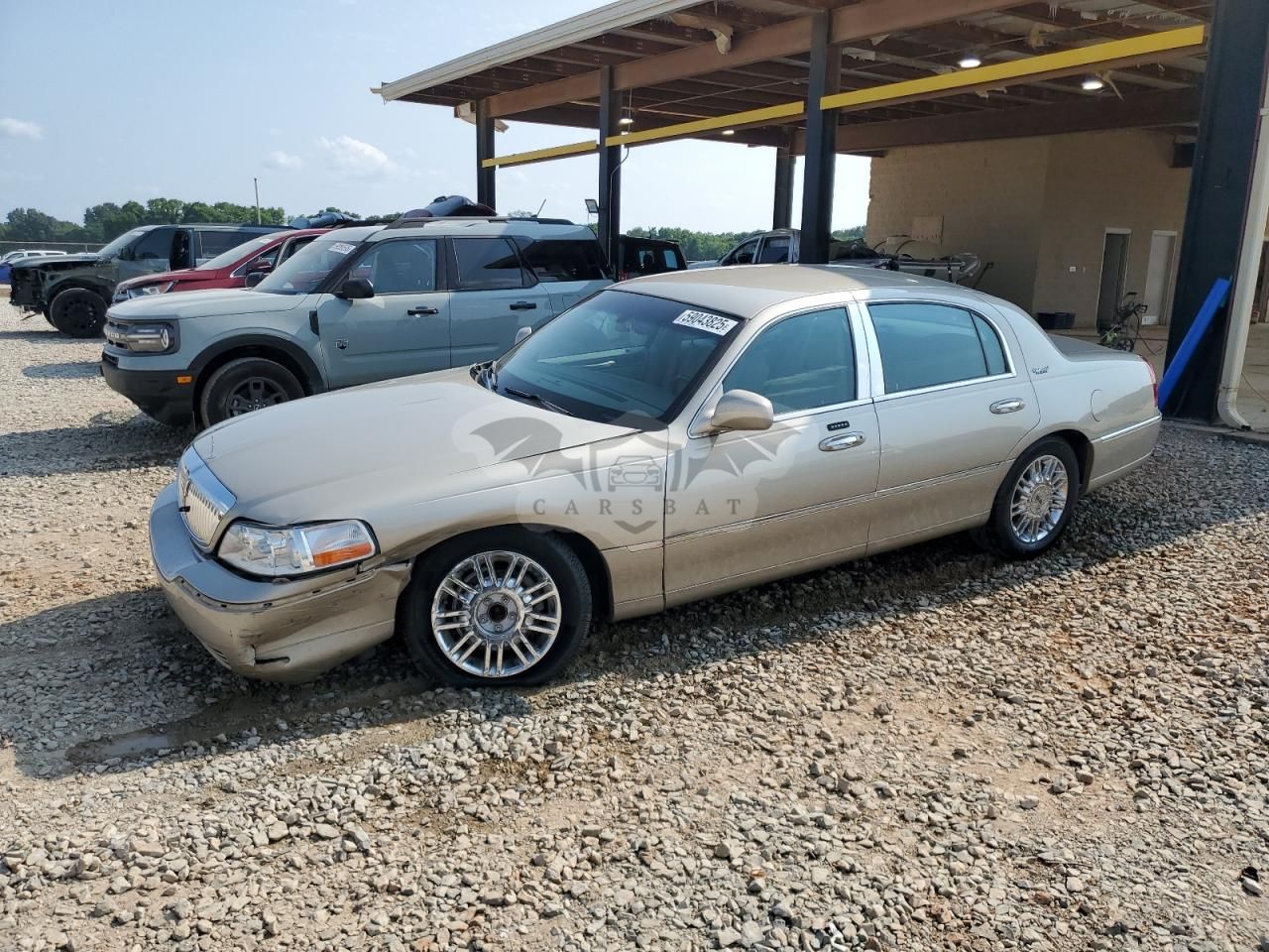 Lincoln Town Car SIGNATURE LIMITED 4.6L 8 2010