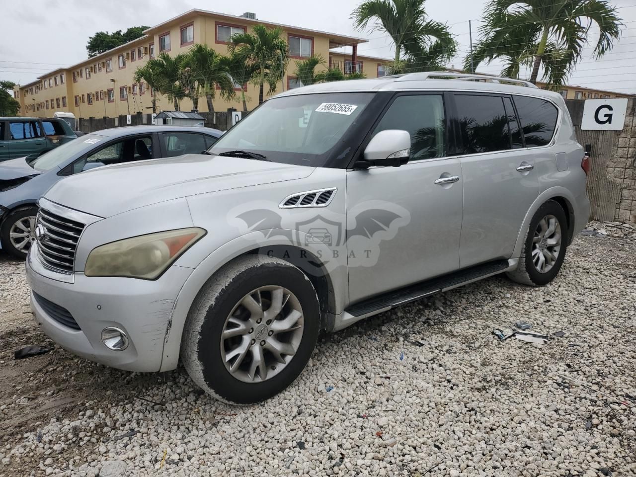 Infiniti QX56 5.6L 8 2012