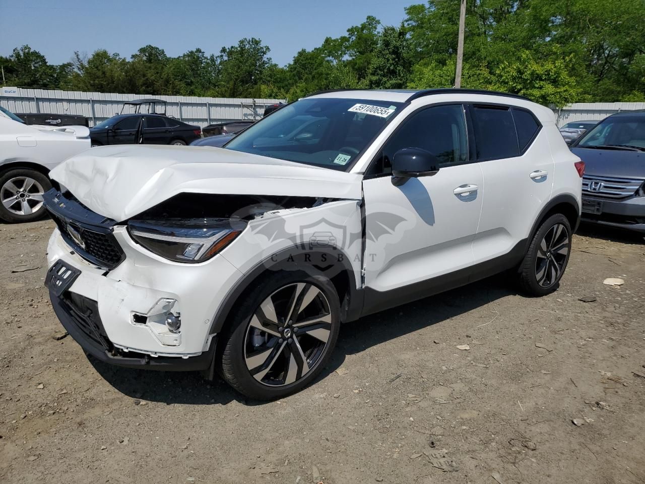 Volvo XC40 PLUS 2.0L 4 2024