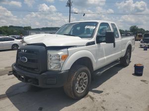 Ford F-250 SUPER DUTY 6.2L 8 2011