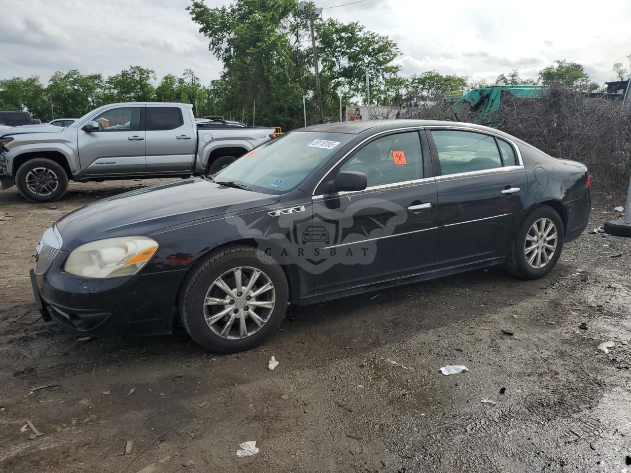 Buick Lucerne CXL 3.9L 6 2011