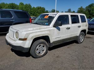 Jeep Patriot SPORT 2.4L 4 2012