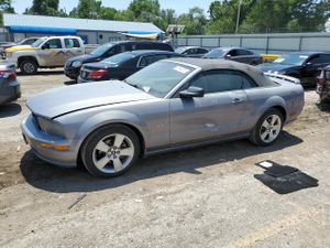 Ford Mustang GT 4.6L 8 2006
