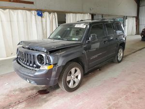 Jeep Patriot LATITUDE 2.4L 4 2015