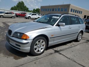 BMW 3 Series IT 2.5L 6 2001