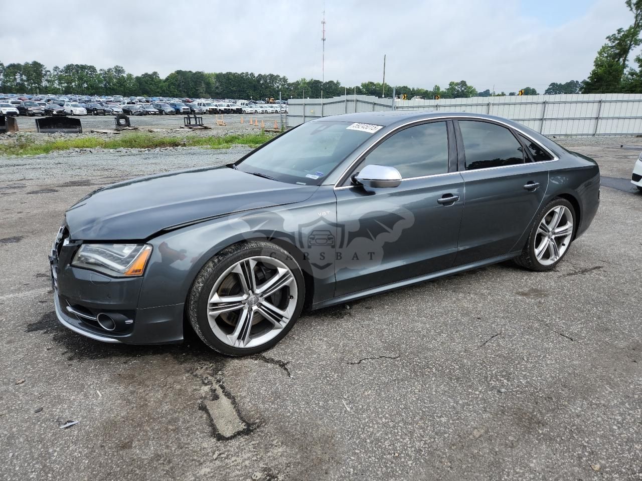Audi S8 QUATTRO 4.0L 8 2013