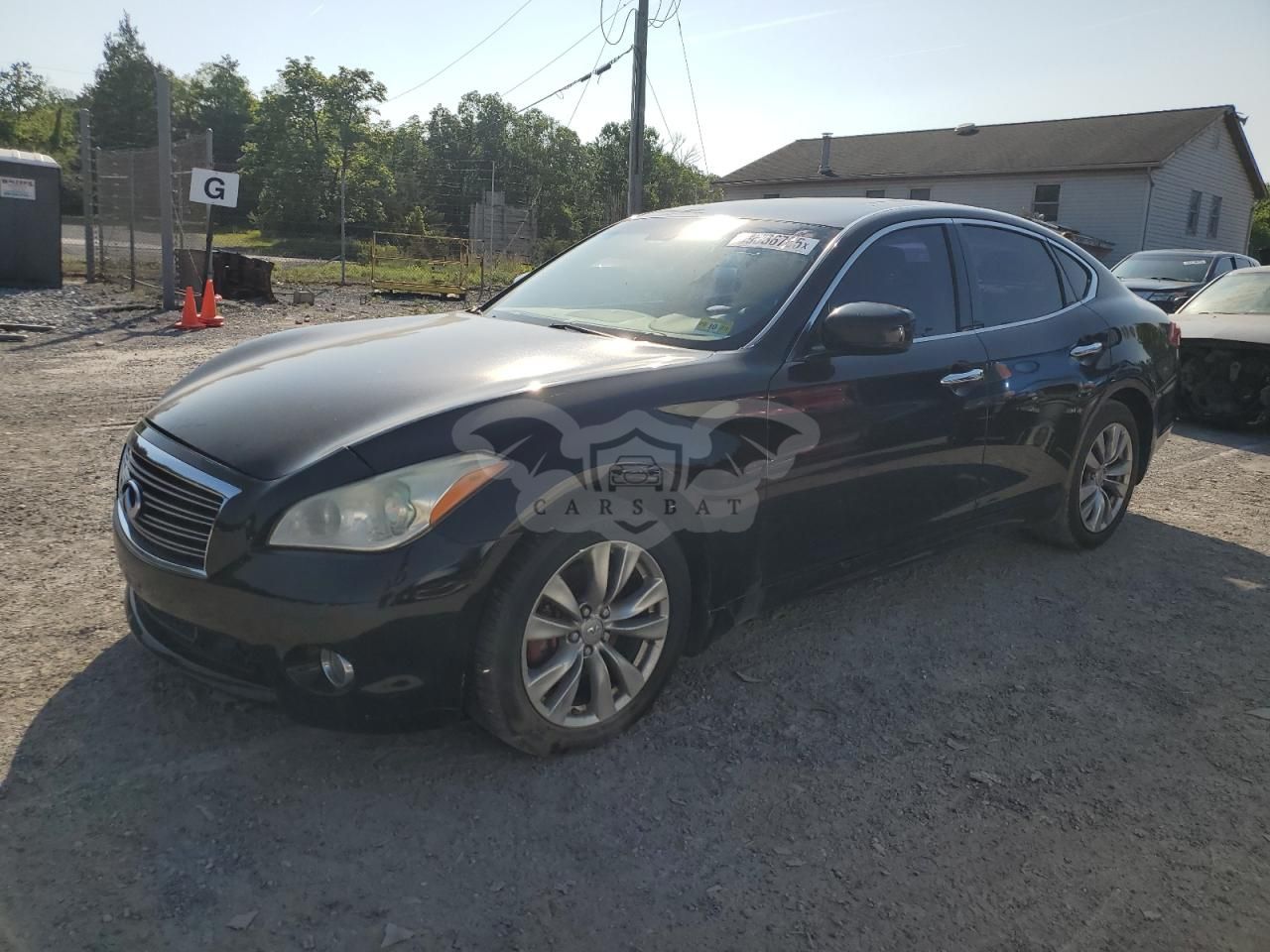 Infiniti M56 X 5.6L 8 2012