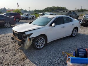 Nissan Maxima S 3.5L 6 2011