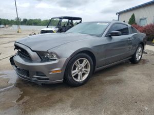 Ford Mustang 3.7L 6 2014