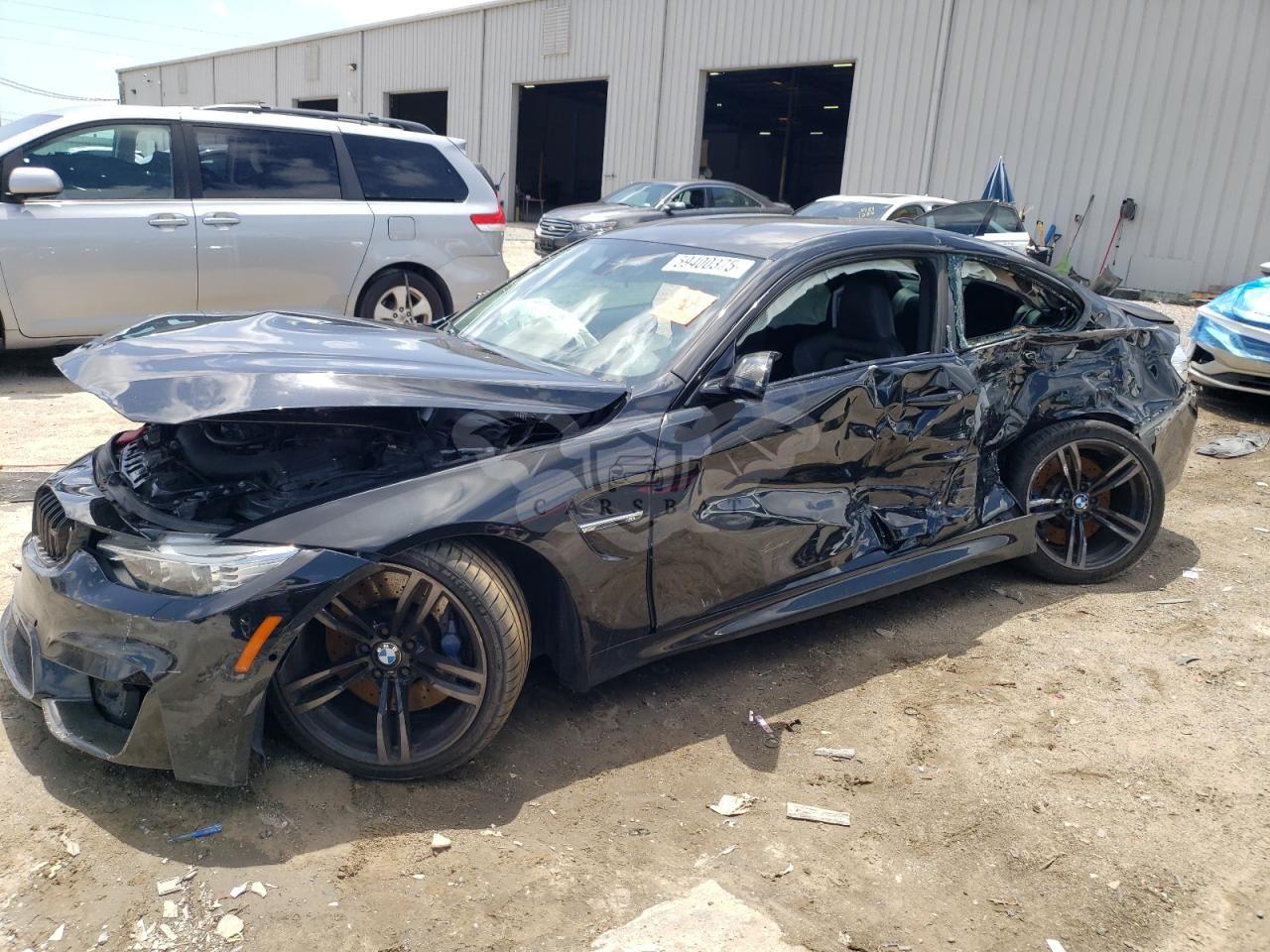 BMW M4 3.0L 6 2015