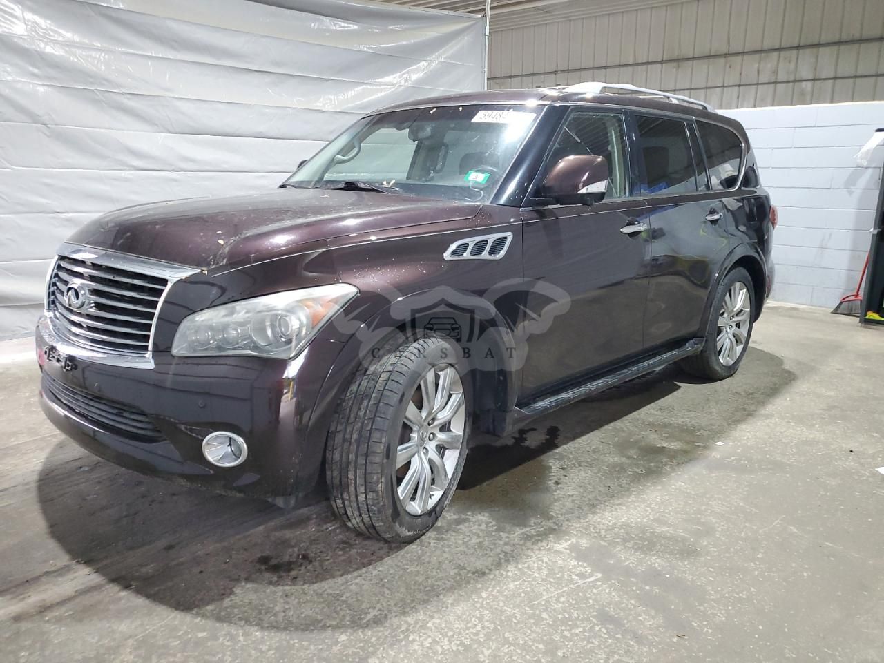 Infiniti QX80 5.6L 8 2014